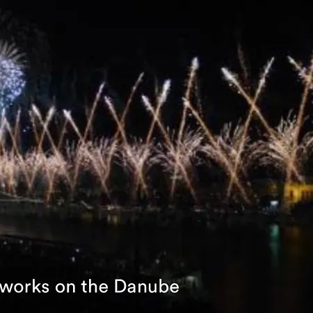 Luxury Artists On Varkert Bazaar *