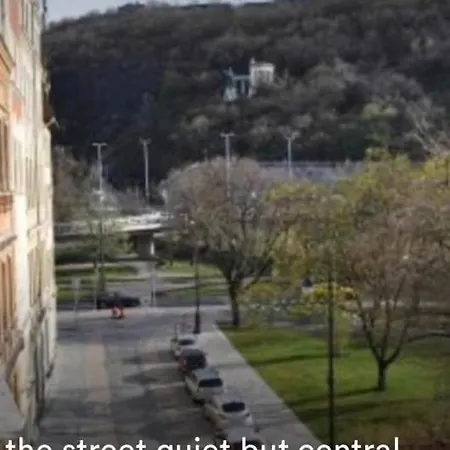 Διαμέρισμα Luxury Artists On Varkert Bazaar Βουδαπέστη